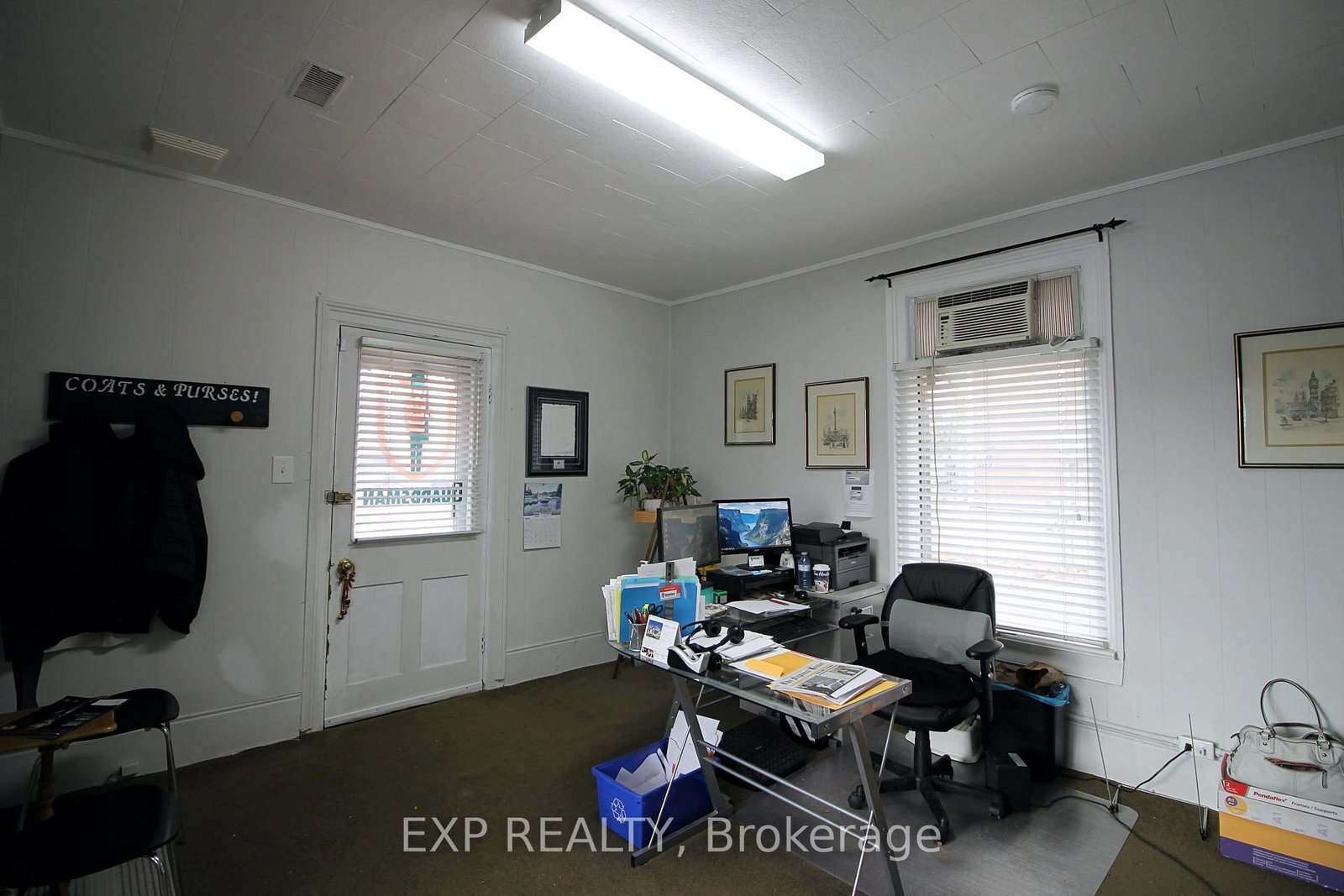 79 Centre Street N - Photo 3