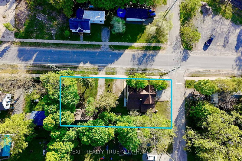 211 Bishop St, Gravenhurst, P1P 1J5 | Image 3