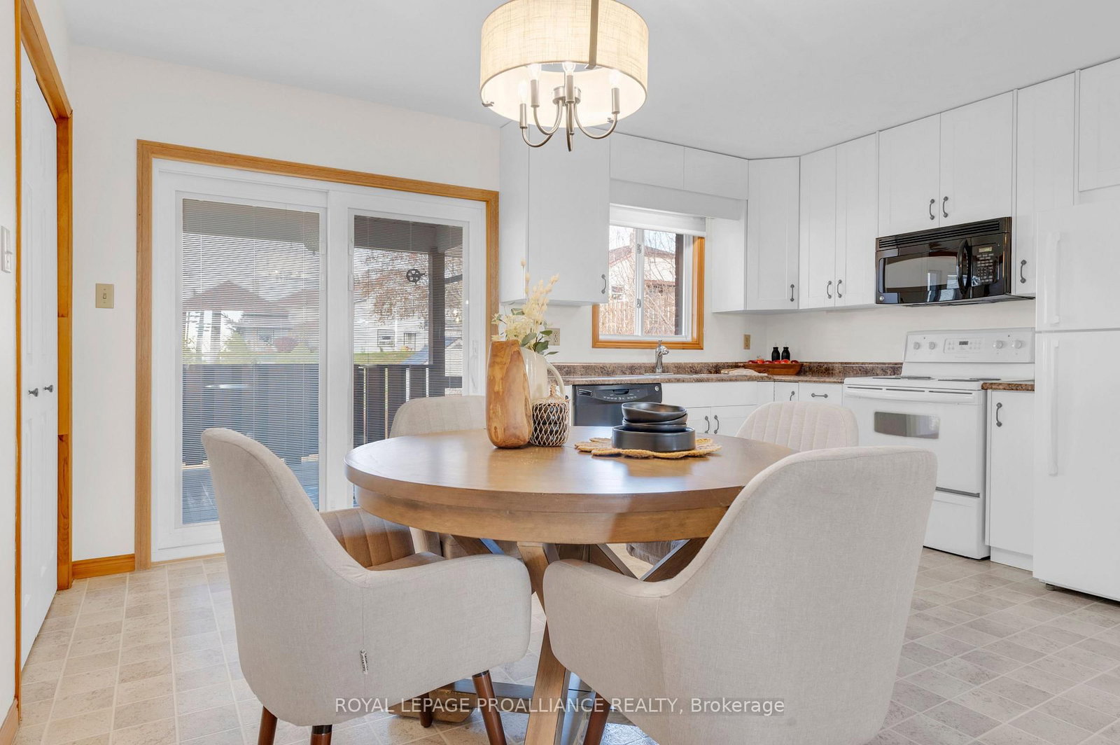 Detached House for sale at 74 Bay Street, Quinte West, Ontario, K8V 1H5 - Trenton Ward - MLS: X12566748