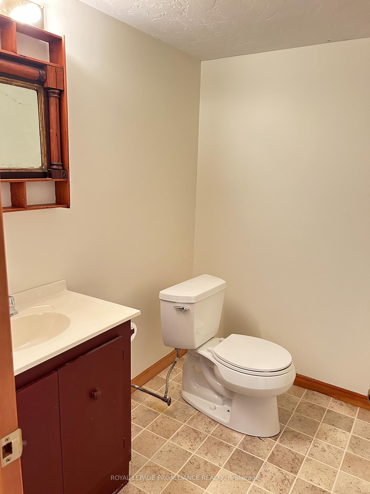 Detached House for sale at 74 Bay Street, Quinte West, Ontario, K8V 1H5 - Trenton Ward - MLS: X12566748