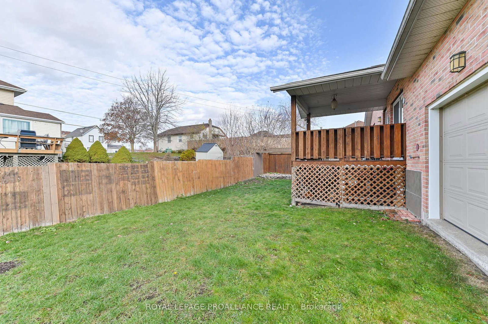 Detached House for sale at 74 Bay Street, Quinte West, Ontario, K8V 1H5 - Trenton Ward - MLS: X12566748