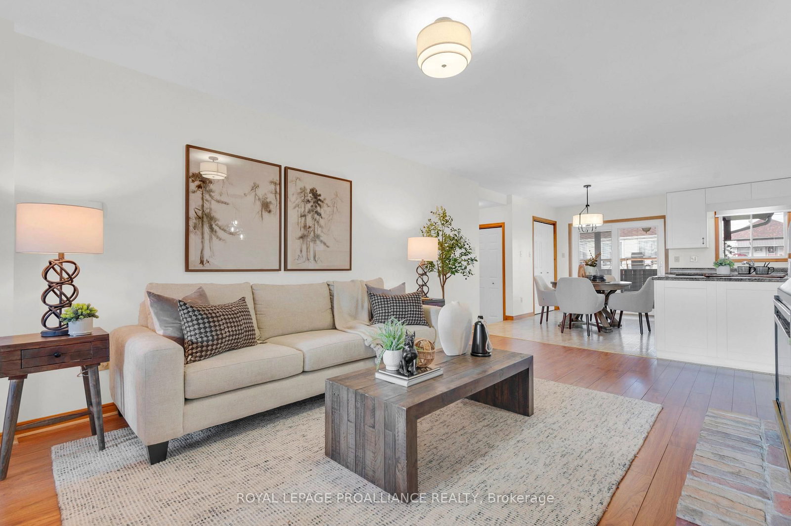 Detached House for sale at 74 Bay Street, Quinte West, Ontario, K8V 1H5 - Trenton Ward - MLS: X12566748