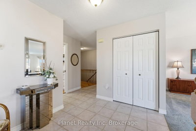 2 Sprucehaven Court — photo 5
