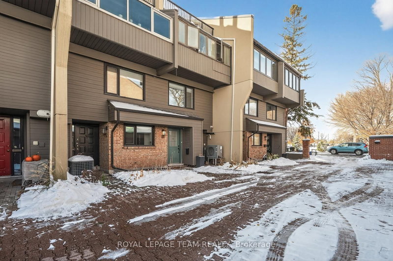 10 - 290 Cathcart St, Ottawa, K1N 5C4 | Image 2