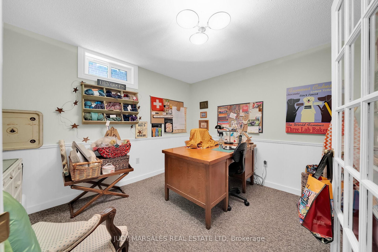 Detached House sold at 12 Vance Crescent, Hamilton, Ontario, L0R 2H3 - Waterdown - MLS: X12569206