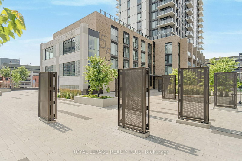 233 - 55 Duke St W, Kitchener, N2H 0C9 | Image 3