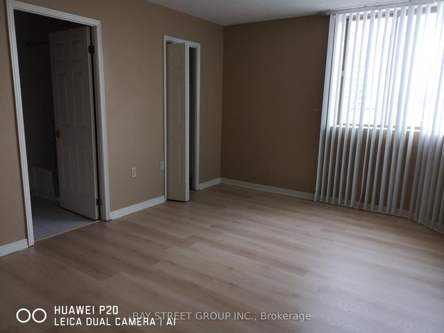 708 - 695 Richmond Street