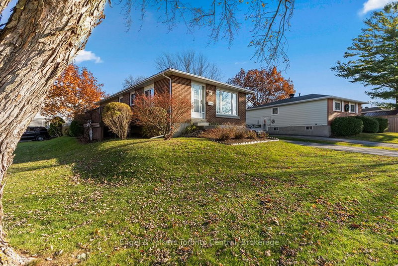 997 15th 'B' St E, Owen Sound, N4K 5V7 | Image 2