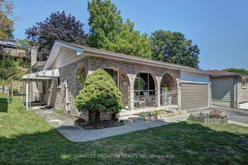 121 Forest Rd, Brantford, N3S 7L5 | Image 2