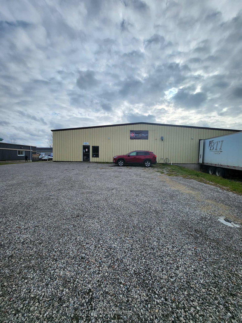625 Industrial Dr, Fort Erie, L2A 5M4 | Image 3