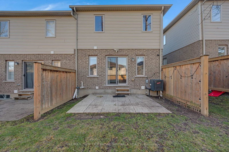 56 - 50 Pinnacle Dr, Kitchener, N2P 0H8 | Image 3