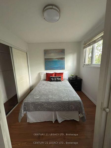 795 Barton St, Hamilton, L8E 5L8 | Image 2