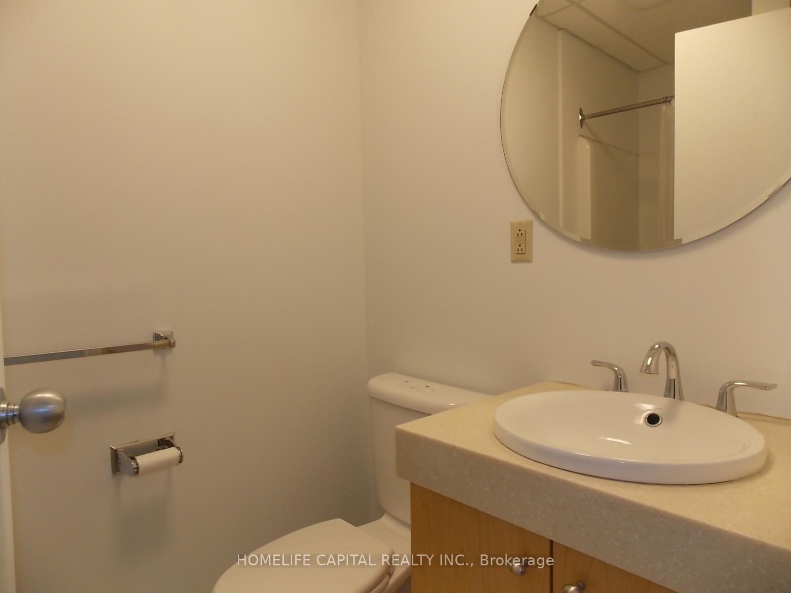 2212 Gladwin Crescent, Unit E1 - Upper Level - Photo 10
