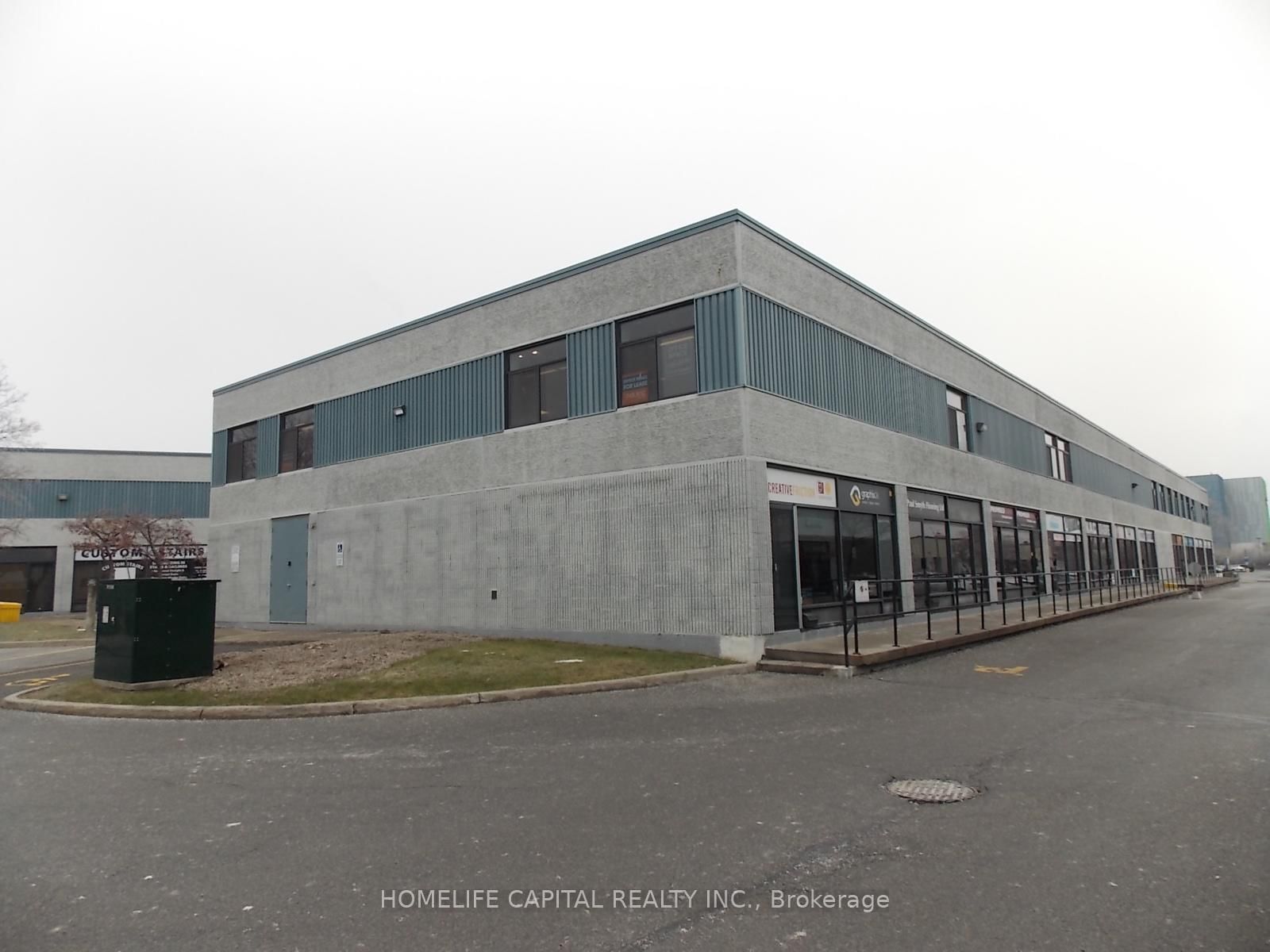 2212 Gladwin Crescent, Unit E1 - Upper Level - Photo 13