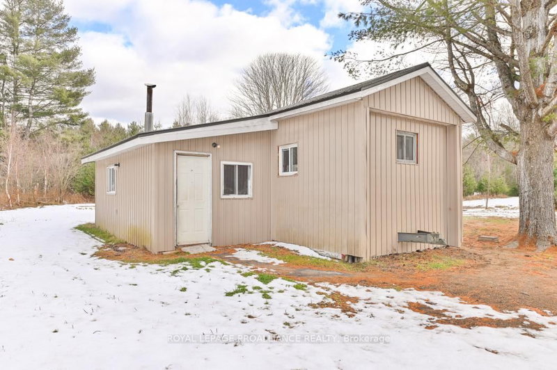 139 Glastonbury Rd, Addington Highlands, K0H 2G0 | Image 3