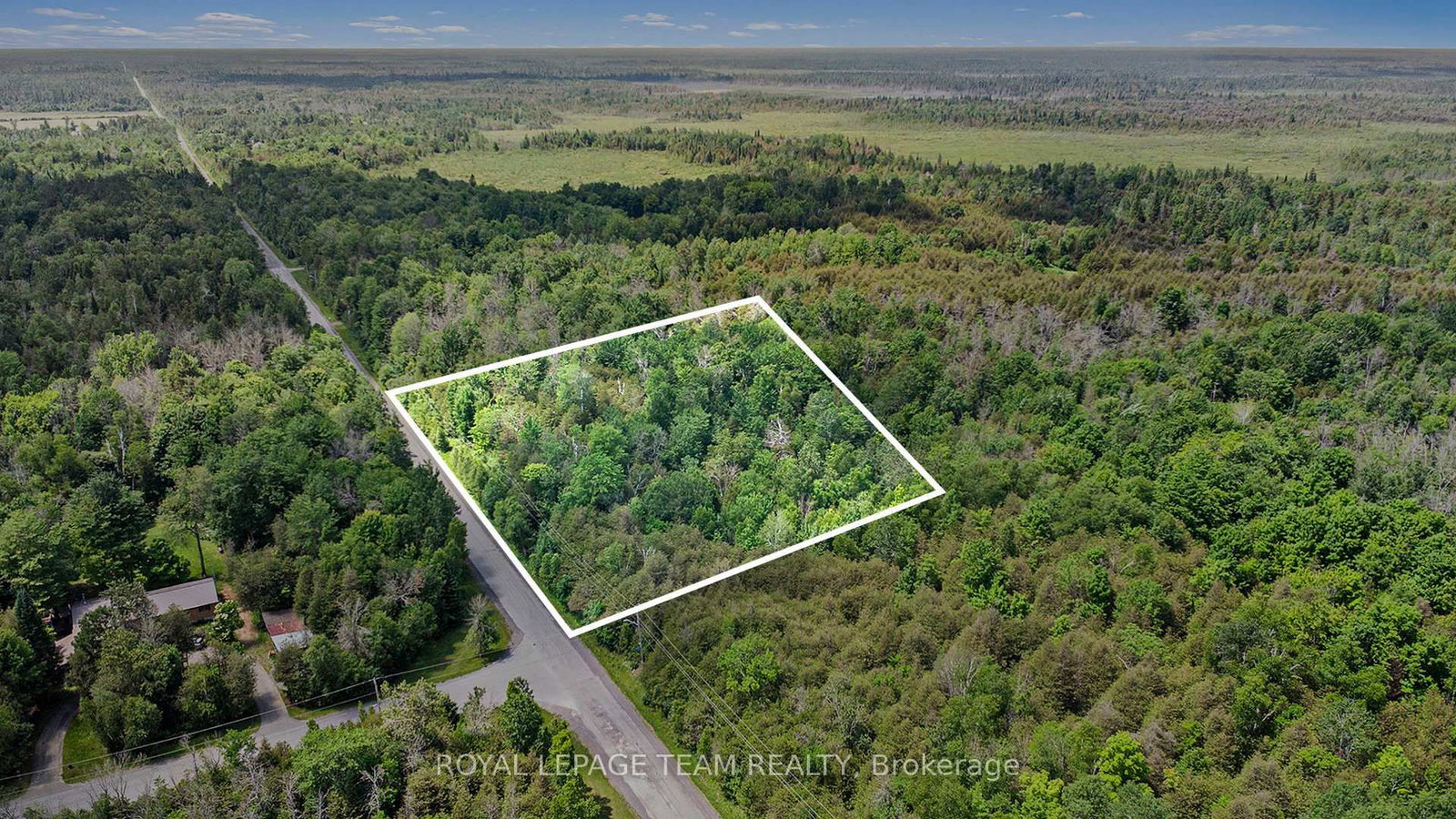 L2-3575 Paden Road • North Gower, ON photo 2