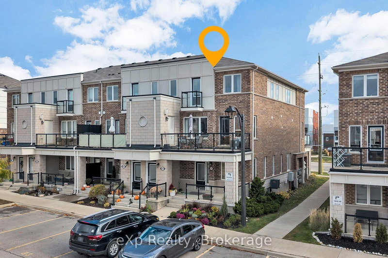 904 Apple Hill Lane, Kitchener, N2R 1P6 | Image 2