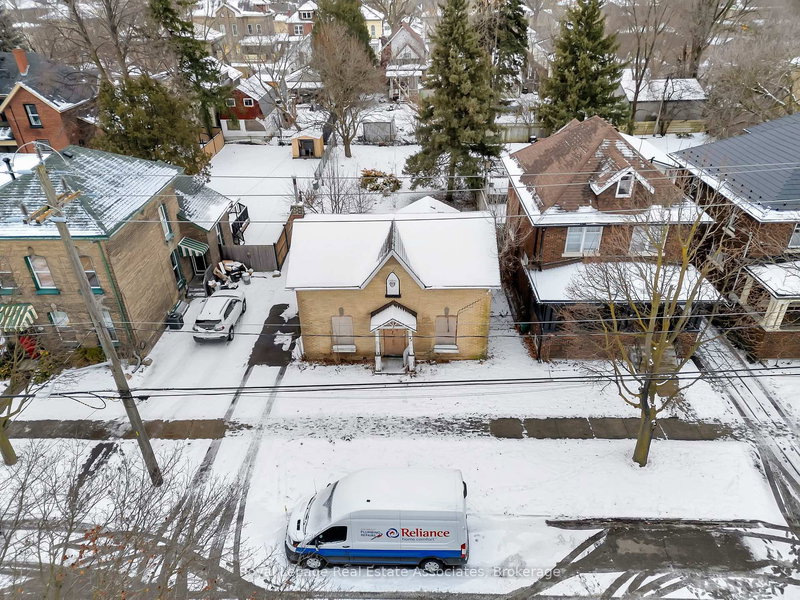 43 East Ave, Brantford, N3S 3L2 | Image 2