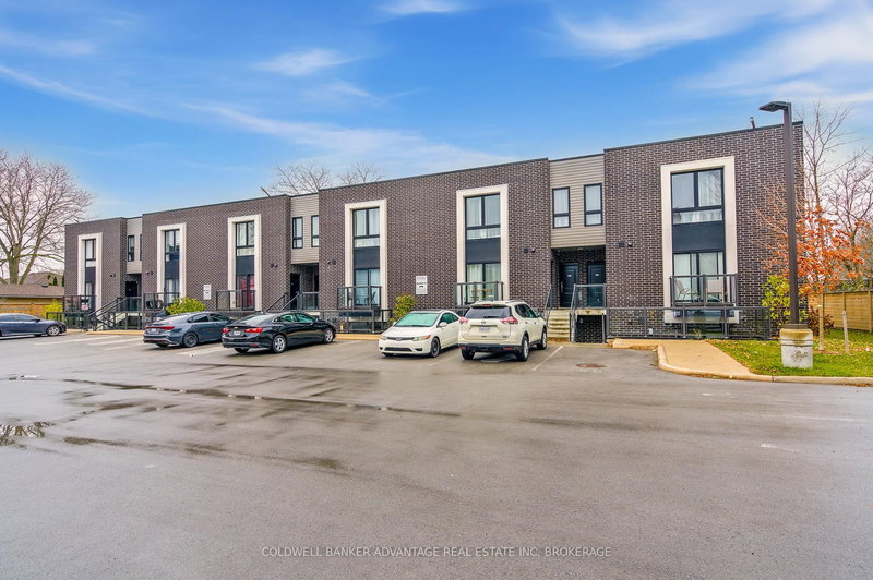 103 - 6065 McLeod Rd, Niagara Falls, L2G 0Z7 | Image 2