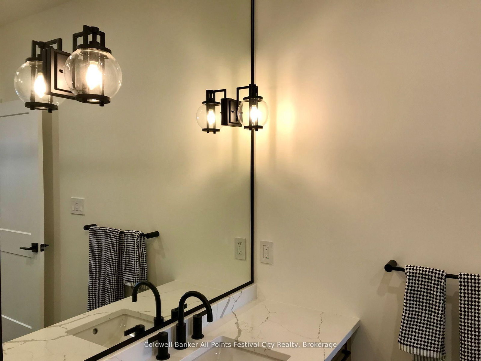 Semi-Detached House for sale at 169 Wimpole Street, West Perth, Ontario, N0K 1N0 - Mitchell - MLS: X12578712