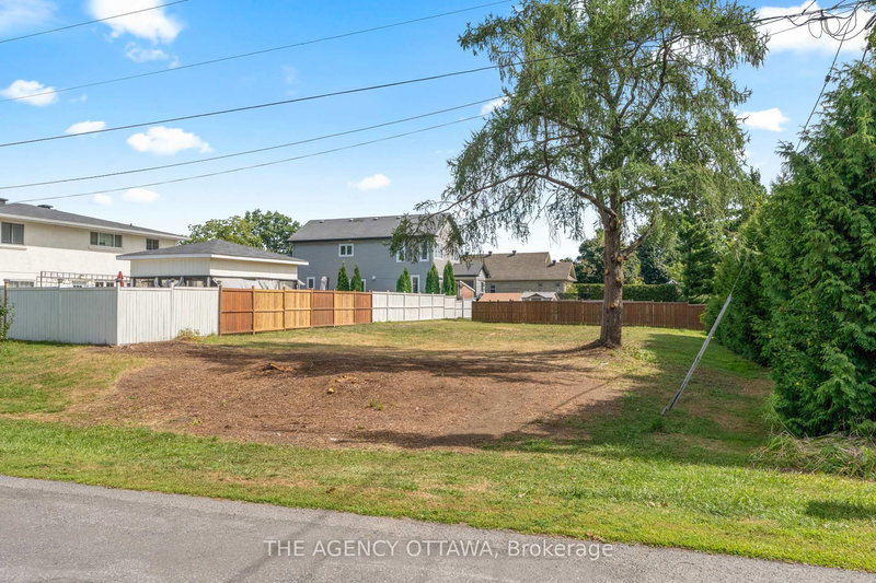 9 Doris Ave, Ottawa, K1T 3W8 | Image 3