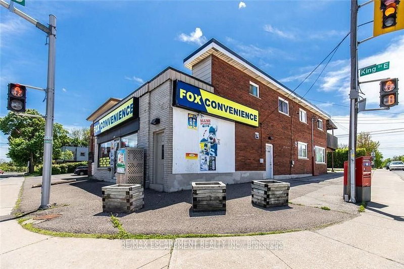 2340 KING St E, Hamilton, L8K 1X7 | Image 2