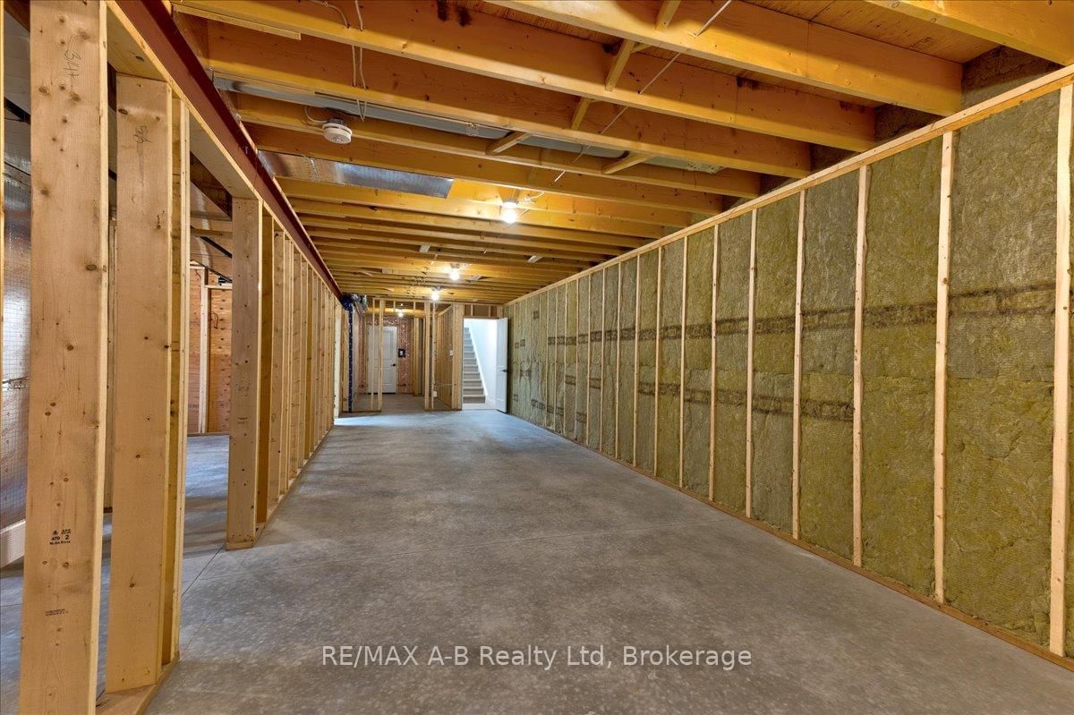 Semi-Detached House for sale at 163 Wimpole Street, West Perth, Ontario, N0K 1N0 - Mitchell - MLS: X12579240