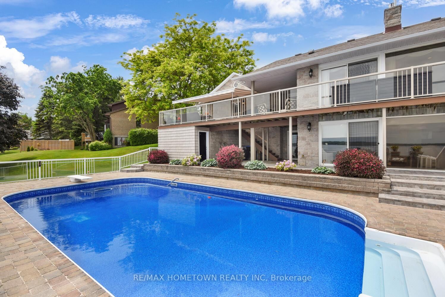 Detached House for sale at 1111 Burnside Drive, Augusta, Ontario, K6V 5T1 - Augusta Twp - MLS: X12579558