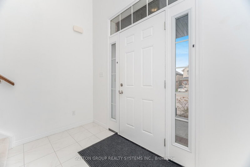 565 Sundew Dr, Waterloo, N2V 0B9 | Image 3