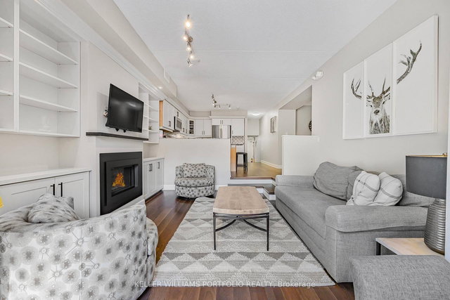 107 - 796404 Grey 19 Road