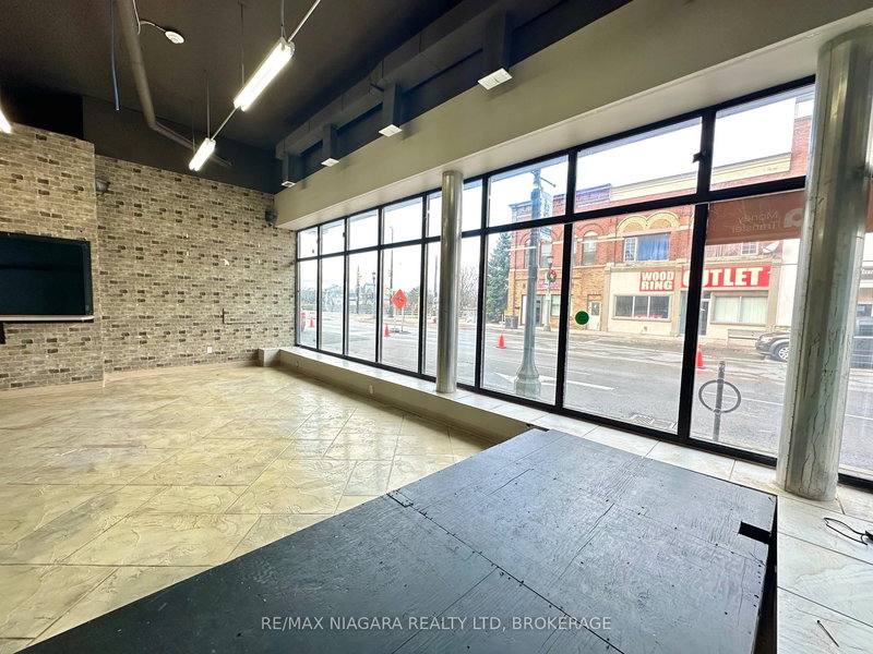 9 - 17 East Main St, Welland, L3B 3W4 | Image 3