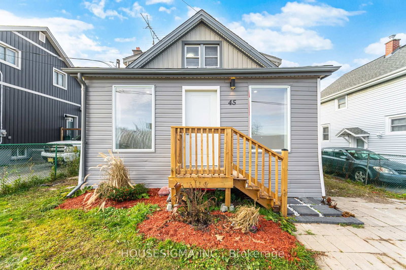 45 Wellington St N, Thorold, L2V 2E7 | Image 2