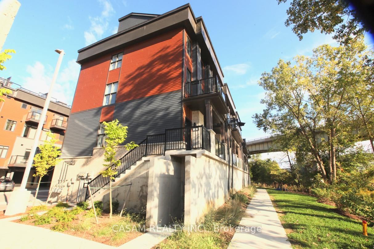 Townhouse for sale at 10-2 Willow Street, Brant, Ontario, N3L 0K7 - Paris - MLS: X12581964