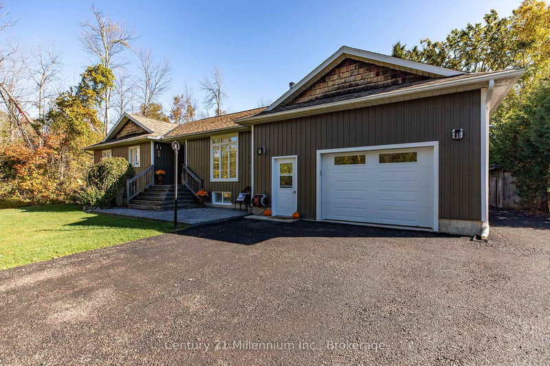 23 Pierce St N, South Bruce Peninsula, N0H 2T0 | Image 3