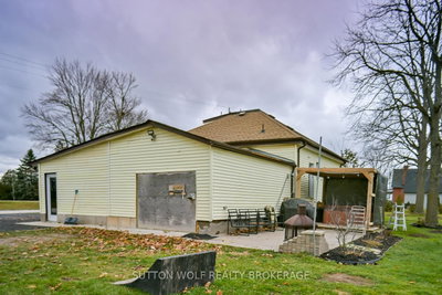 1748 Mckenzie Street — photo 3