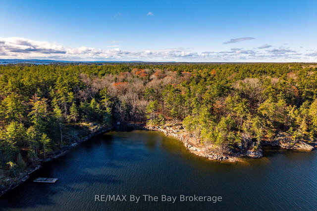 Lot 1 Island 1810/Bone Island