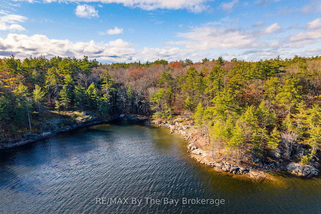 Lot 1 Island 1810/Bone Island