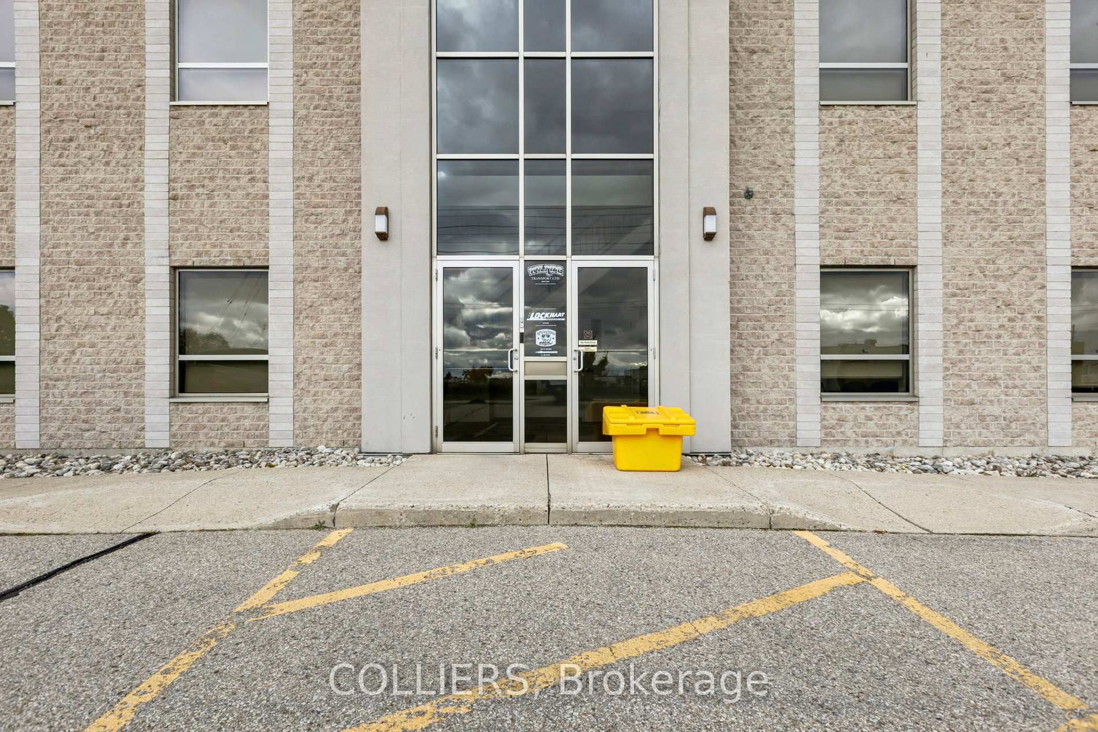 77 Arrow Road - Photo 5