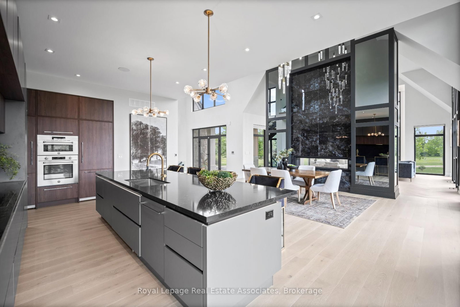 Detached House for sale at 2 River Road, Brant, Ontario, N3T 0N2 - Brantford Twp - MLS: X12583504