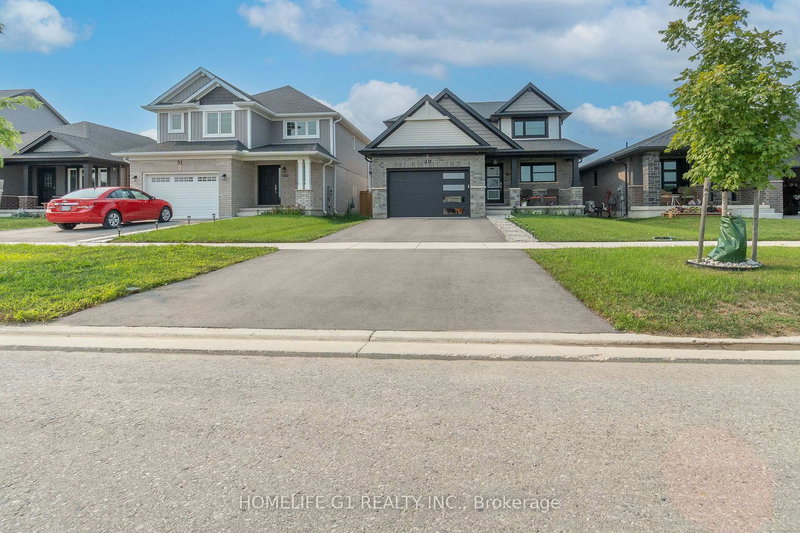 49 Feathers Crossing, St. Thomas, N5R 0M3 | Image 3