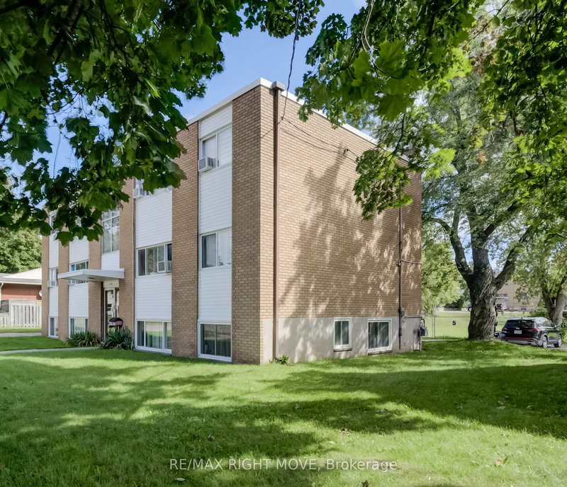 125 Schlueter St, Cambridge, N3H 4B4 | Image 2