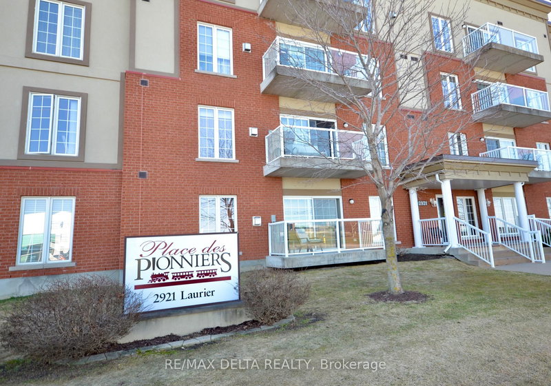 407 - 2921 Laurier St, Clarence-Rockland, K4K 1V2 | Image 2