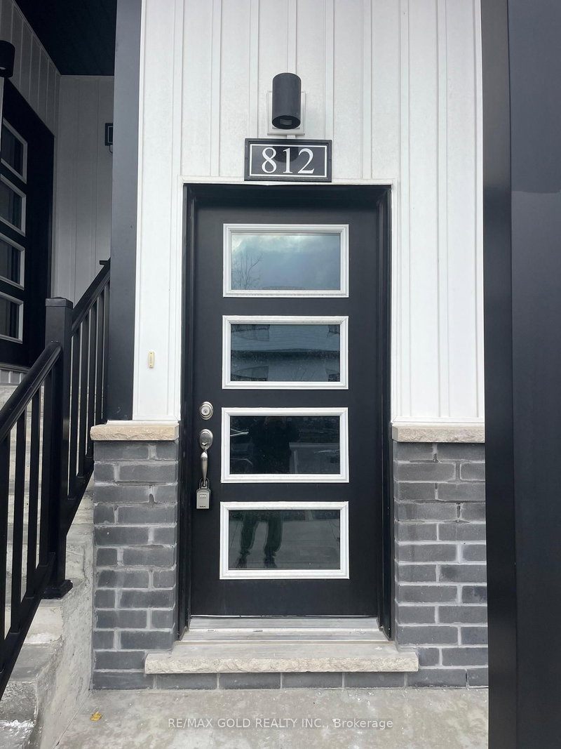 812 - 4263 Fourth Ave, Niagara Falls, L2E 0C3 | Image 3