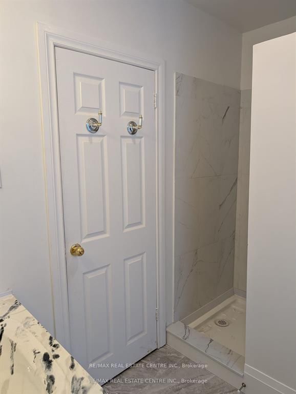 5145 Kitchener Street, Unit Main / Front Unit - Photo 14