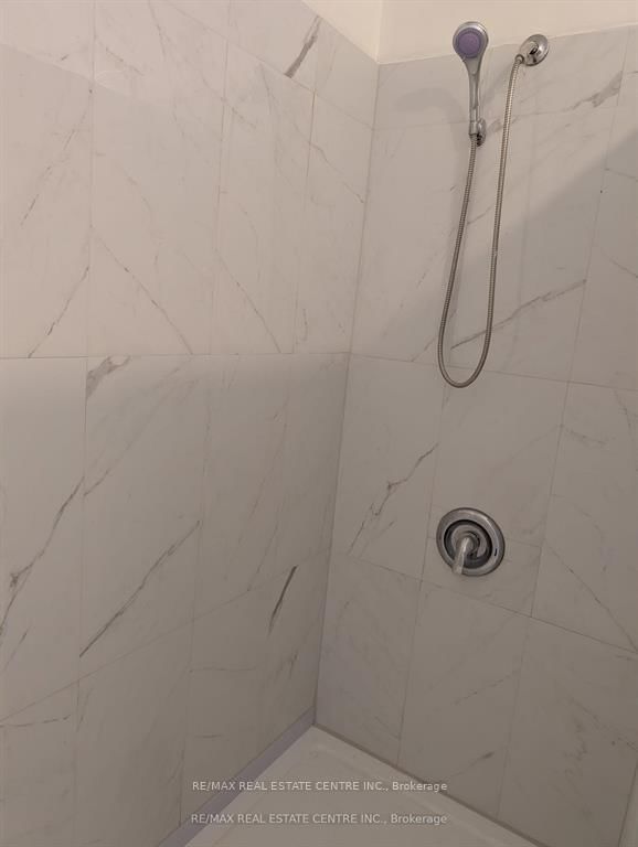 5145 Kitchener Street, Unit Main / Front Unit - Photo 15