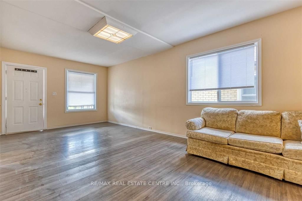 5145 Kitchener Street, Unit Main / Front Unit - Photo 4