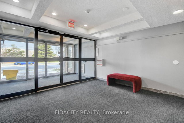 309 - 1490 Heron Road