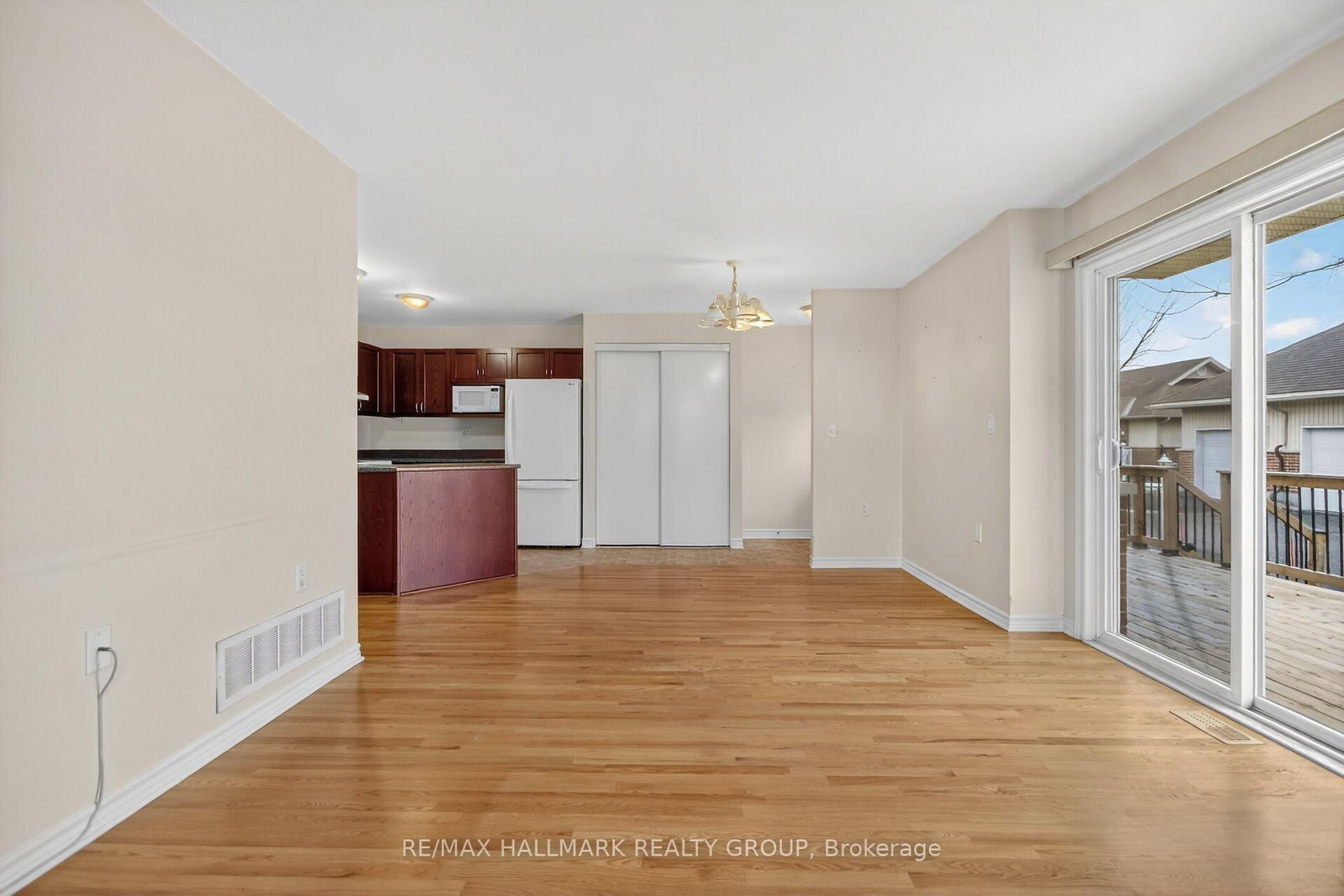 600 Sunbeam Private • Richmond, ON photo 19