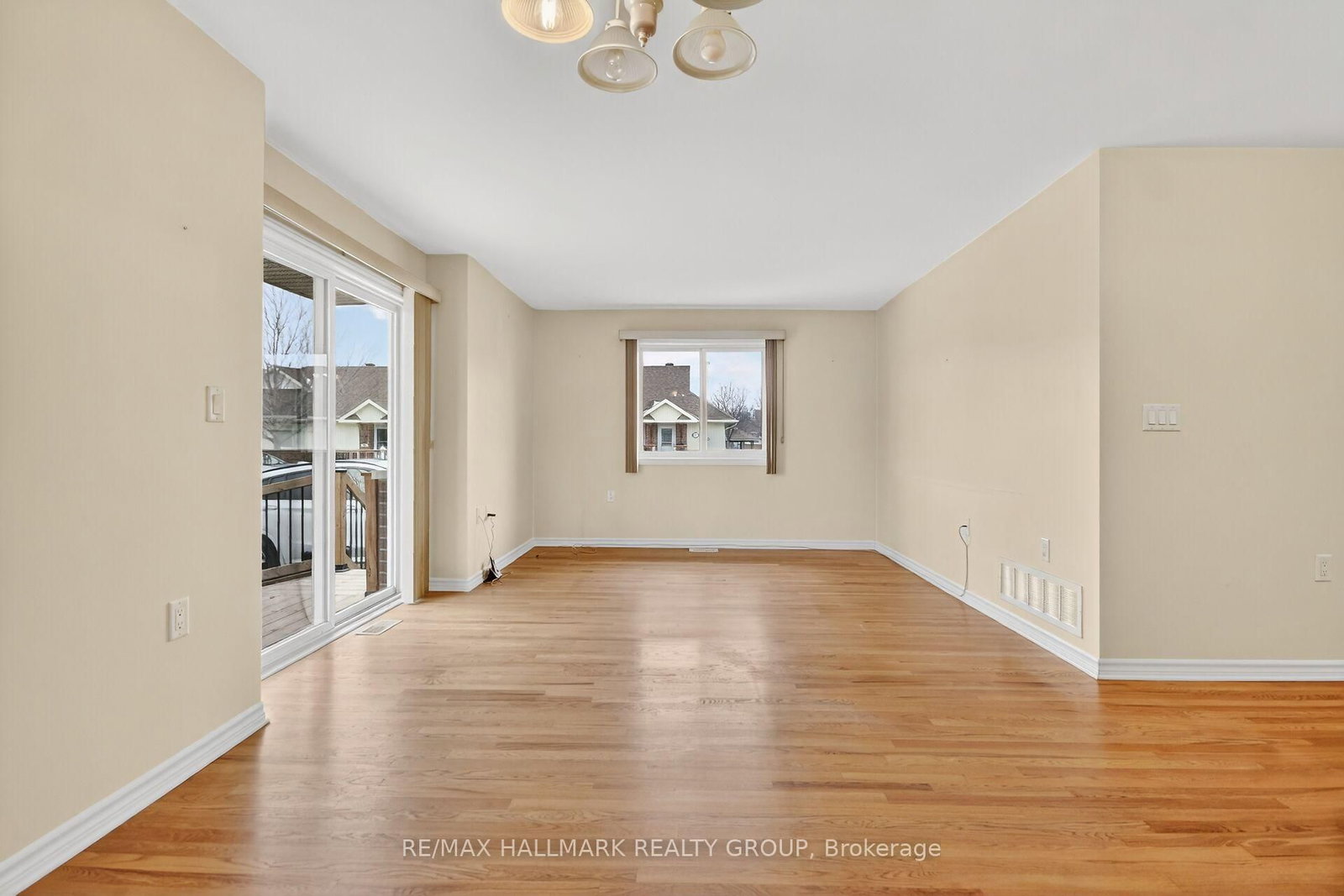 600 Sunbeam Private • Richmond, ON photo 21