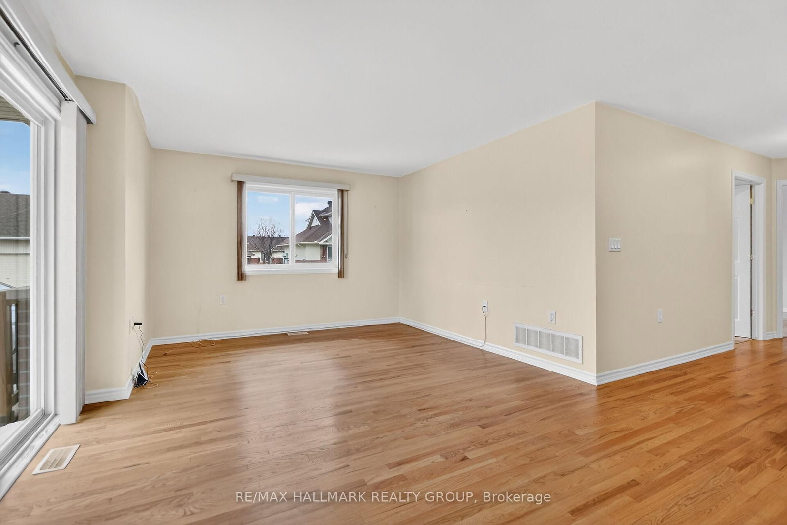 600 Sunbeam Private • Richmond, ON photo 22